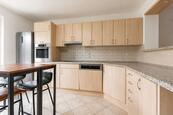 RD 262 m2 se zahradou 491 m2, Nad Želivkou, Nebušice, cena 78000 CZK / objekt / měsíc, nabízí 