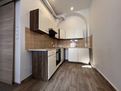 Exkluzivně nabízíme pronájem bytu 2+1 (59,71m2) , ul. Jiřího z Poděbrad, Mělník, cena 16000 CZK / objekt / měsíc, nabízí 