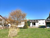 Prodej bytu 5+1/125 m2 s terasou a nebytový prostor 135 m2, pozemek 861 m2, Zápy u Brandýsa n.Labem, cena 12850000 CZK / objekt, nabízí 