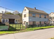 Prodej rodinného domu 4+KK, 110 m2, se stodolou, pozemek 1274 m2, Velký Újezd u Mšena, okres Mělník, cena 3950000 CZK / objekt, nabízí 