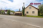 Prodej rodinného domu s velkým pozemkem, obec Moravice, cena 2500000 CZK / objekt, nabízí AVAPO-realitní kancelář s.r.o.