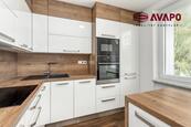 Pronájem pěkného bytu 2+1 s lodžií a garáží ul. Lidická, Hradec nad Moravicí, cena 13500 CZK / objekt / měsíc, nabízí 