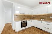 Pronájem krásného bytu 2+1 s lodžií, ul. Antonína Sovy, Opava - Kateřinky, cena 12000 CZK / objekt / měsíc, nabízí AVAPO-realitní kancelář s.r.o.