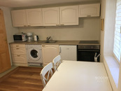 Pronájem bytu 2+kk, 45 m2, Praha 20 - Horní Počernice. , cena 25000 CZK / objekt / měsíc, nabízí 