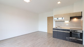 Pronájem bytu 1+kk/B/PS, 34 m2, Praha - Čakovice, ul. Bermanova., cena 15000 CZK / objekt / měsíc, nabízí 