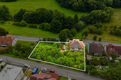 Prodej stavebního pozemku s rodinným domem k rekonstrukci - Sehradice, okres Zlín., cena 3499000 CZK / objekt, nabízí 