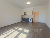 Prodej bytu 1+kk, 36 m2, Praha 9 - Vysočany, Čerpadlová, cena 5900000 CZK / objekt, nabízí Soccer Reality s.r.o.
