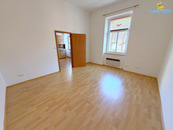Pronájem bytu 1+1 Chelčického Praha 3, cena 16000 CZK / objekt / měsíc, nabízí Reality Nebe