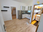 Pronájem bytu 2+kk, 40 m2, Mahenova, Praha 5, Smíchov, cena 17000 CZK / objekt / měsíc, nabízí Reality Nebe