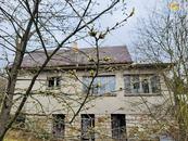 Prodej rodinného domu 4kk se zahradou 2380m2 - Velký Chlumec, cena 7500000 CZK / objekt, nabízí 
