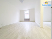 Pronájem bytu 2kk 47m2 Čajkovského Praha 3 Žižkov, cena 21000 CZK / objekt / měsíc, nabízí Reality Nebe