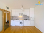 Pronájem bytu 2+kk 38m2 Lublaňská Praha 2 - Nové Město, cena 25000 CZK / objekt / měsíc, nabízí 