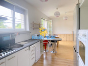 Pronájem bytu 3kk/B/G 94m2 Pod Stárkou Praha 4 Michle, cena 24500 CZK / objekt / měsíc, nabízí Reality Nebe
