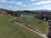 Prodej stavebních pozemků v žádané lokalitě, 1 000 - 1 200 m2 - Pyšely, Praha-východ, cena 4600 CZK / m2, nabízí METROPOLIS REALITY, s.r.o.