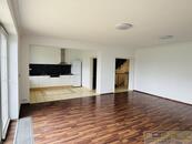 Pronájem RD 4+kk, 180m2, u Průhonického parku, Osnice, cena 60000 CZK / objekt / měsíc, nabízí 