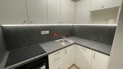 Pronájem bytu 2+1 v ulici A.Sochora v Teplicích (702), cena 10500 CZK / objekt / měsíc, nabízí 