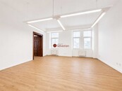 Pronájem kancelářských prostor, 182 m2 - Wlachův dům, tř. Míru, Pardubice