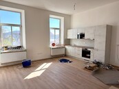 Pronájem rekonstruovaného bytu 3+kk, 106 m2 - Wlachův dům, tř. Míru, Pardubice