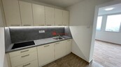 Pronájem bytu 1+1 v ulici A.Sochora v Teplicích (1304), cena 10300 CZK / objekt / měsíc, nabízí 