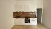 K pronájmu moderní byt 2+kk s terasou, 32 m2, Hořice, ul. Sladkovského (2)