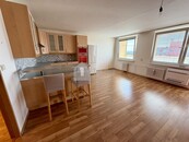 Pronájem bytu 3+kk, 78 m2, komora/lodžie, Pavlišovská Praha 9, cena 30000 CZK / objekt / měsíc, nabízí Top One reality, s.r.o.