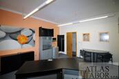 Pronájem kancelářských prostor - 23,20 m2 v centru Tábora, cena 3200 CZK / objekt / měsíc, nabízí 