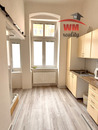Pronájem bytu 2+1 téměř v centru města, cena 12000 CZK / objekt / měsíc, nabízí