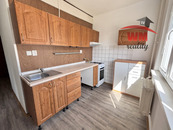 Pronájem bytu 1+1 téměř v centru Karlových Var, cena 11000 CZK / objekt / měsíc, nabízí 