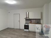Pronájem 1+kk Česká Lípa, bezbariérový, centrum města., cena 8500 CZK / objekt / měsíc, nabízí 
