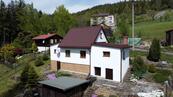 Prodej chaty 83 m2, pozemek 476 m2, Dolní Lomná, okr. Frýdek-Místek, cena 3300000 CZK / objekt, nabízí Listrum real s.r.o. - člen DRUŽSTVA REALITNÍCH KANCELÁŘÍ ČR