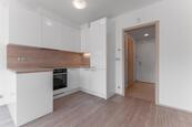 Pronájem bytu 1+kk, 28m2, Praha 9 - Vysočany , cena 19500 CZK / objekt / měsíc, nabízí Mgr. Jan Vodenka