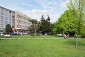 Pronájem ateliéru zcela nový 19m2 na 5NP Praha 10 Kubánské náměstí, sklep, cena 17000 CZK / objekt / měsíc, nabízí Mgr. Jan Vodenka