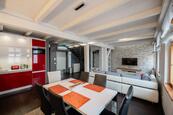 Prodám mezonet do vnitrobloku 3+kk (2 odděl.ložnice), 2 koupelny, 95m2, Nové Město, Praha 2, cena 14850000 CZK / objekt, nabízí 