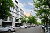 Pronájem parkovacího stání na adrese Křižíkova 97, Praha 8 - Karlín, cena 3000 CZK / objekt / měsíc, nabízí 