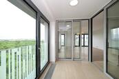Prostorný byt k pronájmu 4+kk (120m), 2x koupelna, garáž, Praha 3 - Olšanská River Garden residence, cena 59000 CZK / objekt / měsíc, nabízí Mgr. Jan Vodenka