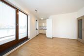 Pronájem moderního 2+kk 56 m2 + terasa 12 m2, výtah garáž sklep, cena 24000 CZK / objekt / měsíc, nabízí 