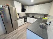 3+1/L 78m Praha 8 Kobylisy, cena 29000 CZK / objekt / měsíc, nabízí 