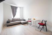 Pronájem bytu 2+kk, 38 m2 , cena 20000 CZK / objekt / měsíc, nabízí 