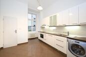 Pronájem 1.patro 3+1 84m2 Kroftova ulice Praha 5 sklep Petřín, cena 27000 CZK / objekt / měsíc, nabízí 