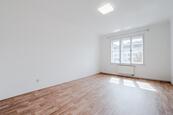 Krásný byt 3+1, po rekonstrukci, Kobylisy, cena 39900 CZK / objekt / měsíc, nabízí 
