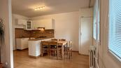 Pronájem bytu 3+kk, 65 m² + lodžie 7 m² + sklep | Praha Újezd nad Lesy, Rohožník, cena 19900 CZK / objekt / měsíc, nabízí 