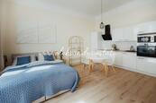 Pronájem bytu 1+kk, 40 m2 , cena 22000 CZK / objekt / měsíc, nabízí 