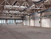 Pronájem 1.000 m2 výrobní /skladová hala v průmyslovém areálu Sportovní ul. Český Brod, cena 85000 CZK / objekt / měsíc, nabízí 