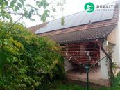 Bývalá zemědělská usedlost, okres Beroun, cena 23000000 CZK / objekt, nabízí 