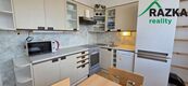 Byt 3+1 (79 m2) s lodžií Planá, ul. Bohušova, cena 14000 CZK / objekt / měsíc, nabízí 