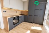 Atypický byt 2+1 + 3xlodžie, cena 6190000 CZK / objekt, nabízí 