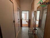 Byt 2+1 (65 m2) s lodžií Tachov, ul. Školní, cena 11500 CZK / objekt / měsíc, nabízí 
