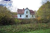 Prodej rodinného domu 5+1 se stodolou a stavebními pozemky, Jiříkov u Rýmařova., cena 1700000 CZK / objekt, nabízí Comfort reality,CZ s.r.o.