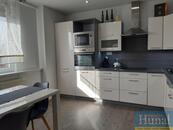 Pronájem bytu 3+1 v Pelhřimově., cena 13000 CZK / objekt / měsíc, nabízí