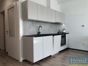 Pronájem bytu 1+kk v Pelhřimově., cena 13000 CZK / objekt / měsíc, nabízí 